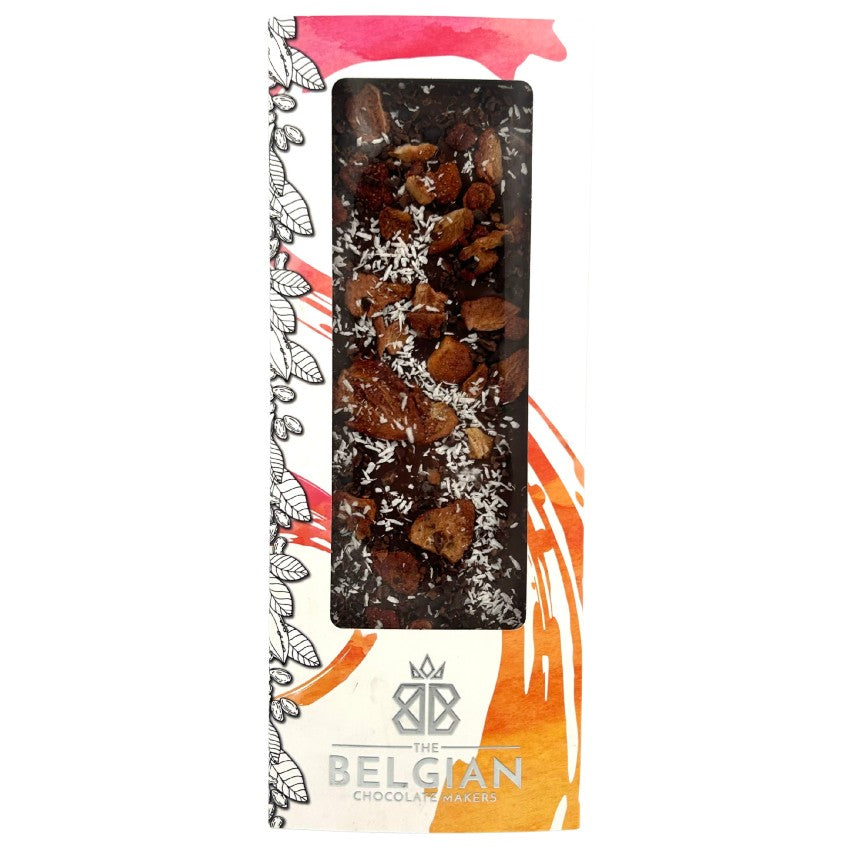 Fantasy milk chocolate bar 550 grs with strawberries, coconut and cacao nibs