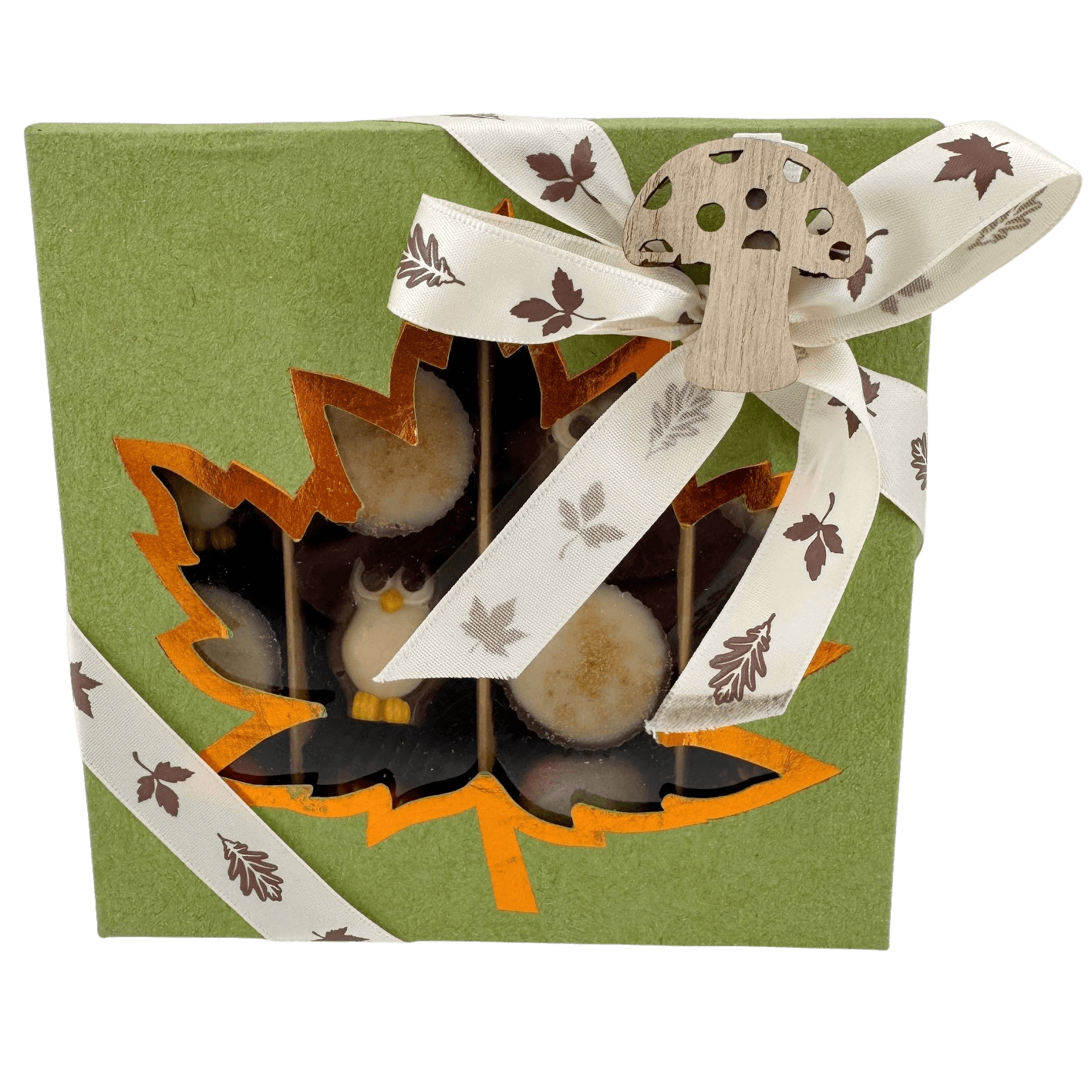 Mix of autumn pralines in a green gift box